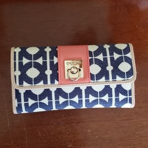 LIKE NEW LARGE SPARTINA 449 WALLET